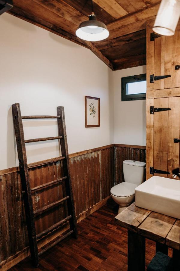 La Ferme Du Pont De Maumy, Cabane Au Bord De L'Etang Et Bain Nordique Busserolles Exterior foto